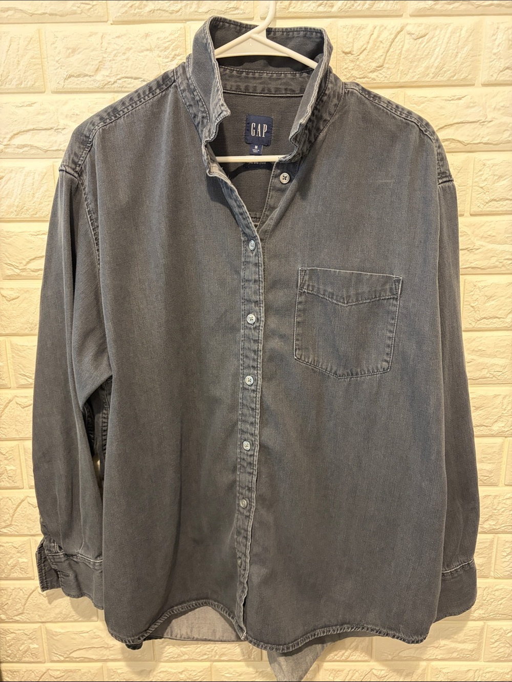 GAP Women’s “the big shirt” Washed Gray Denim Button-Down Shirt